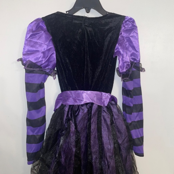 Little Naughty Violet Witch Girls Costume Size Large - Picture 13 of 16